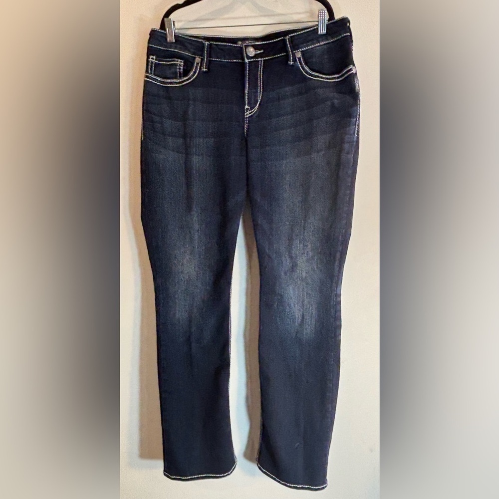 Silver Jeans Sz 18 x 33 Natsuki Dark Blue Straight Leg Jeans Contrast Stitching